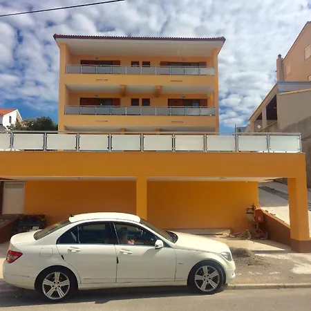 Ferienwohnung In Mit Terrasse, Gemeinsamem Pool Und Grill Und Panoramablick * Novi Vinodolski